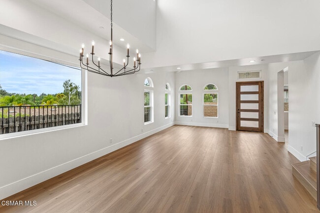 Building Photo - 295 Toyon Ct