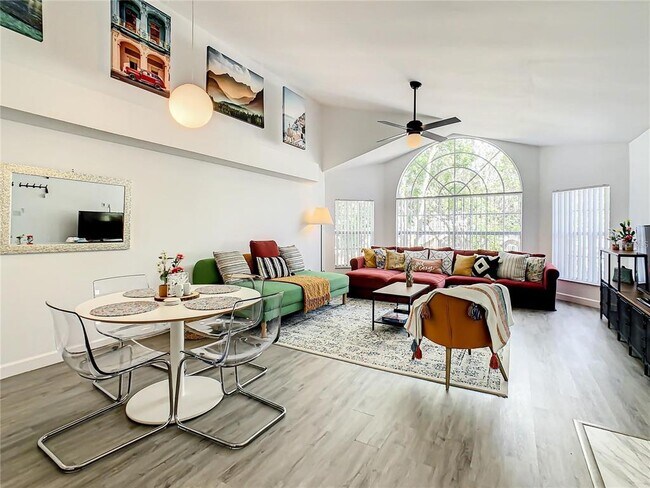 Building Photo - 5006 Laguna Bay Cir