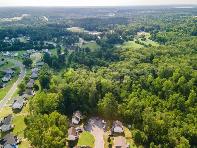 Building Photo - 5200 Parrish Creek Dr