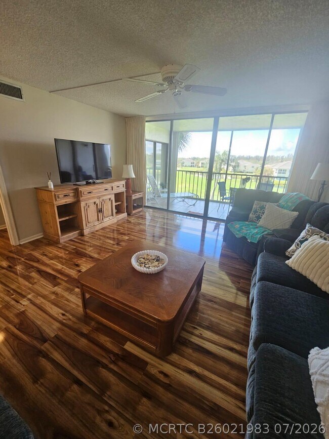 Building Photo - 2400 S Ocean Dr
