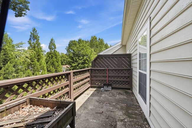Building Photo - 10118 Oakton Terrace Rd