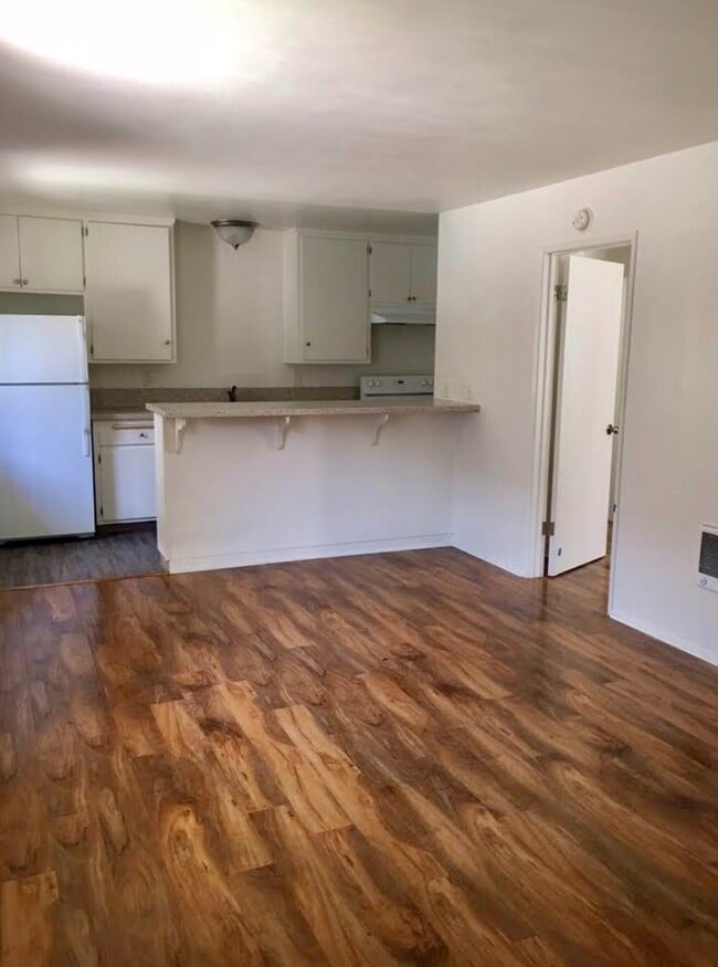 Building Photo - Gorgeous 1 bedroom  1 bath
