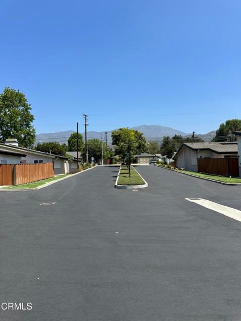 Building Photo - 1032 Royal Oaks Dr