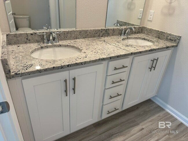 Building Photo - 4250 Lost Bay Dr