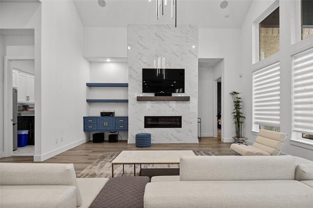 Building Photo - 8425 Needlegrass Rd