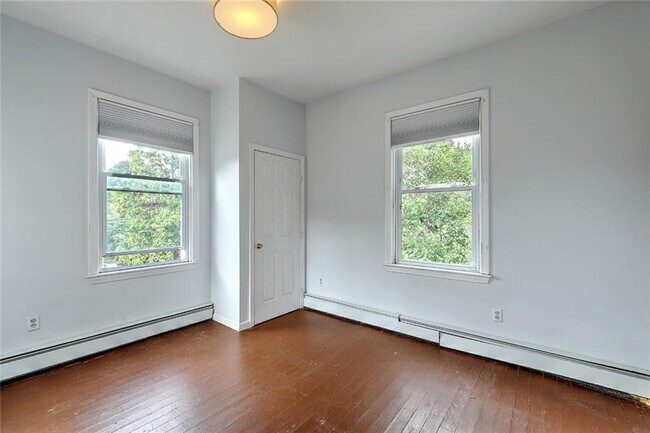 Building Photo - 35 Hammond St