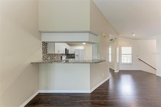 Building Photo - 803 Montrose Dr
