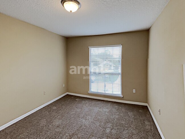 Building Photo - 13145 Tom Morris Dr