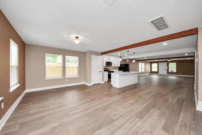 Building Photo - 2430 Dolly Wright St
