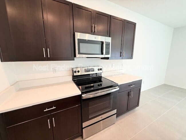 Building Photo - 358 Annies Pl