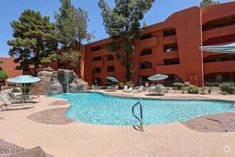 Building Photo - 4303 E Cactus Rd