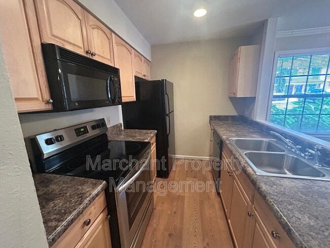Building Photo - 408 Townes St