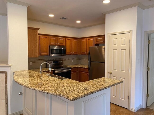 Building Photo - 9325 Meyrick Park Trail