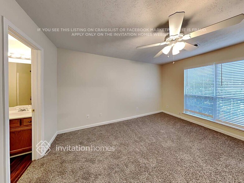 Building Photo - 175 Green Cir