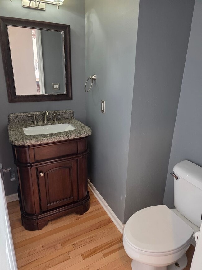 Building Photo - 4 Bedroom! Walk to Jim Warren Park, Franklin TN