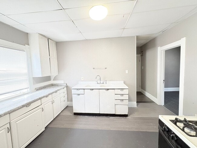 Building Photo - 1309 Idaho St