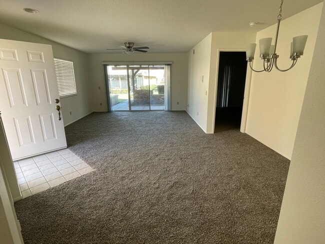 Building Photo - Jess Ranch 55+ Gated Community Apple Valley
