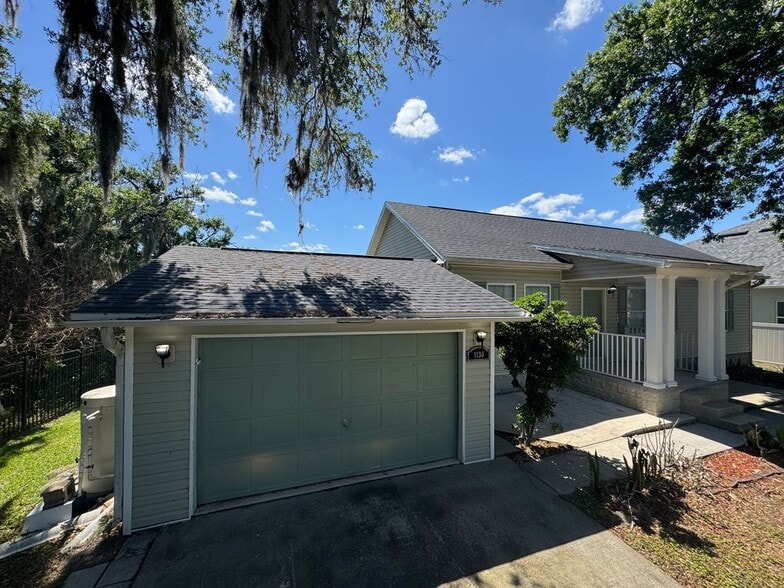 Building Photo - 1130 Grapefruit Rd SE