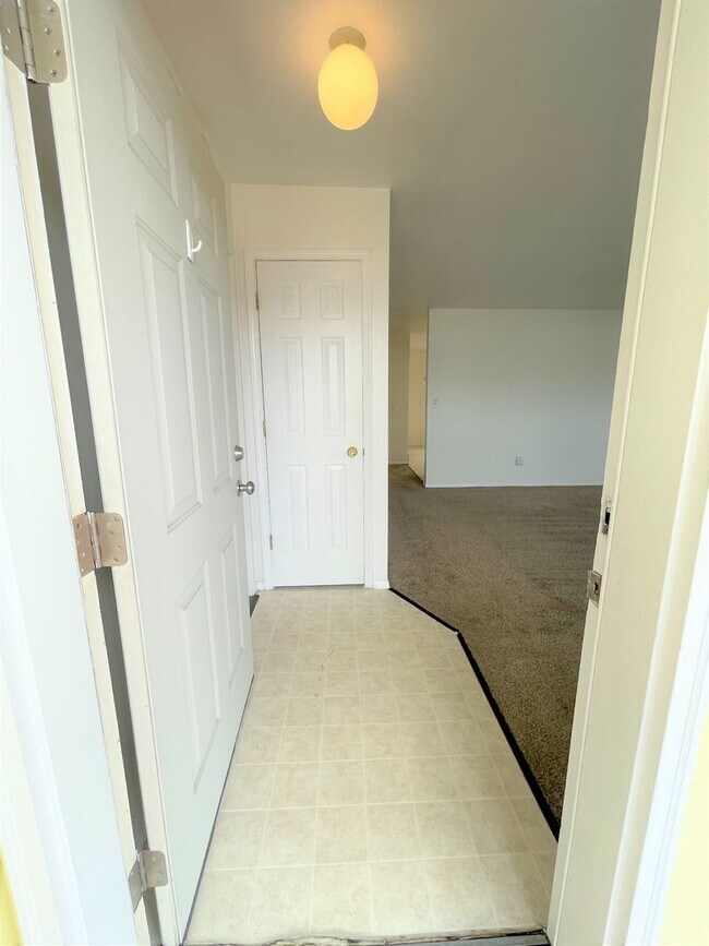 Building Photo - 3440 Harlequin Ct
