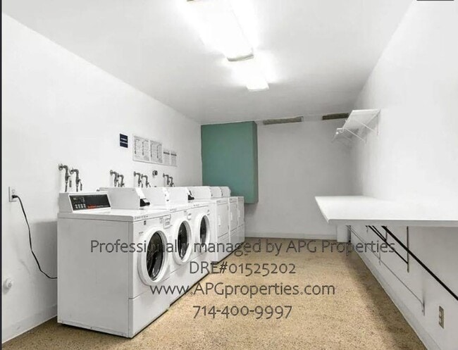 Building Photo - 5585 E Pacific Coast Hwy