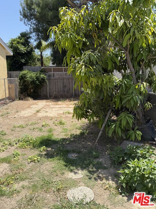 Building Photo - 7418 Amigo Ave