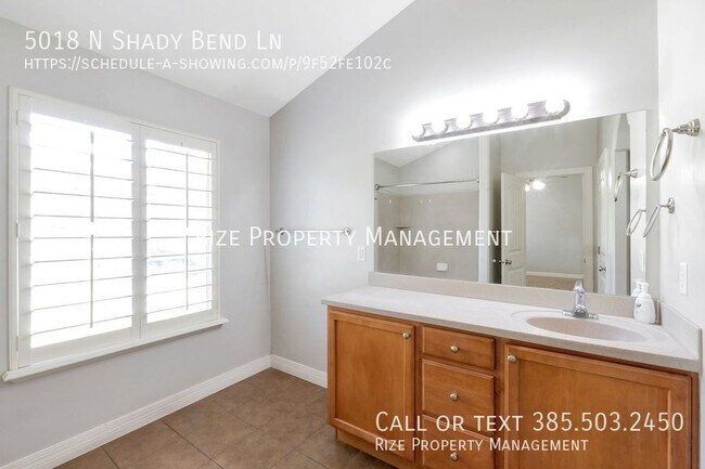 Building Photo - 5018 N Shady Bend Ln