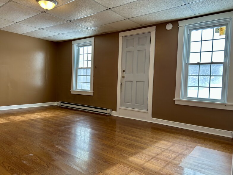 Building Photo - 703 N Queen St