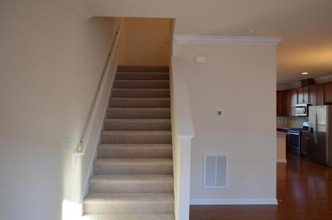 Building Photo - 2230 Chattering Lory Ln