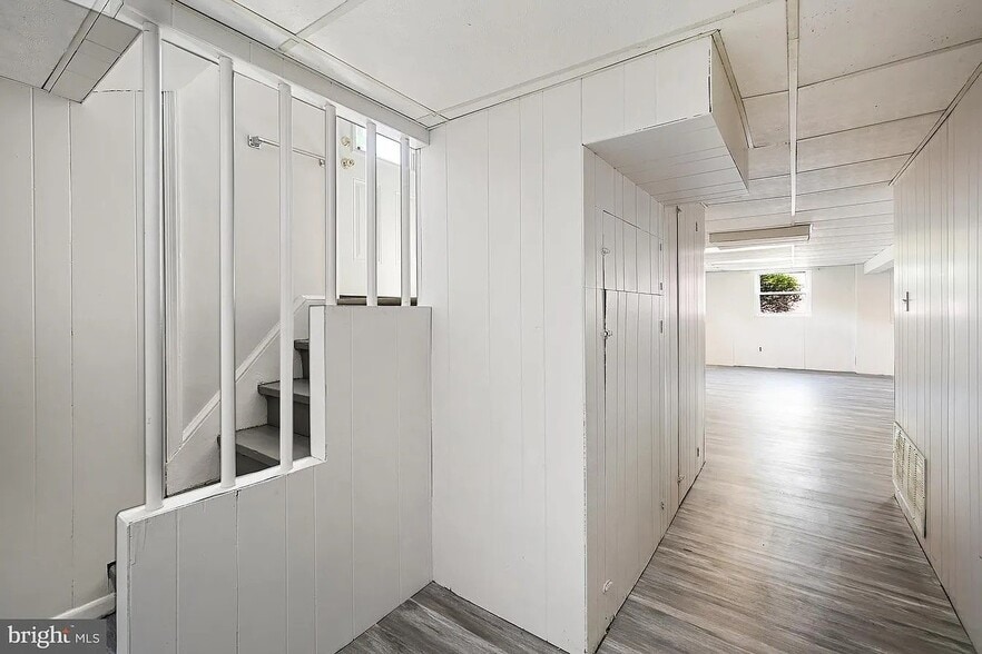 Building Photo - 1615 Parham Pl