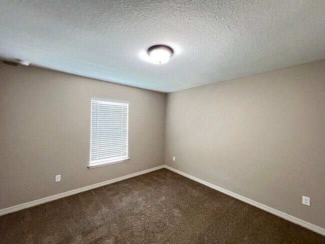 Building Photo - 3 BD/2BA Home in Beautiful Ocala!!!