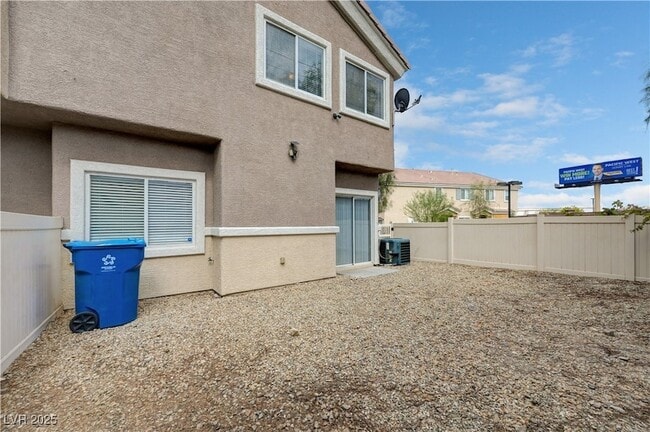 Building Photo - 4855 Double Down Dr
