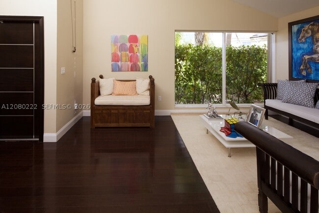 Building Photo - 5631 SW 58th Ct