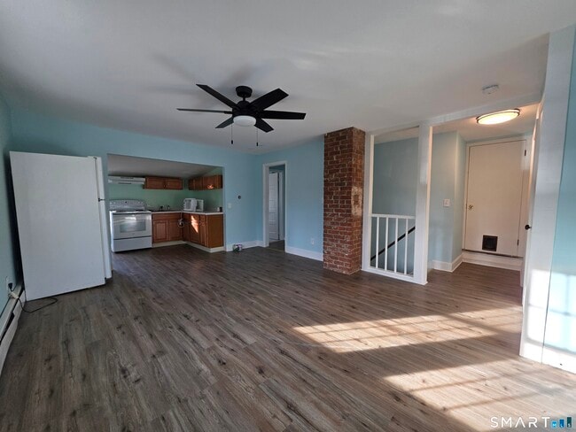 Building Photo - 19 Wheatley St