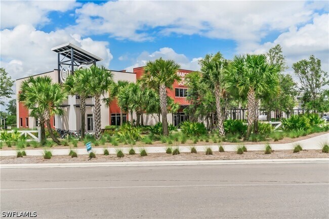 Building Photo - 43645 Sparrow Dr