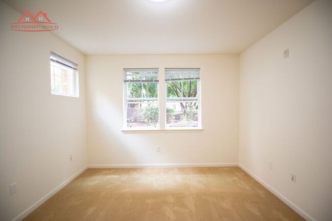 Building Photo - 809 Auzerais Ave