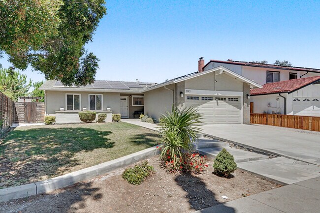 Building Photo - 3143 Shriver Dr
