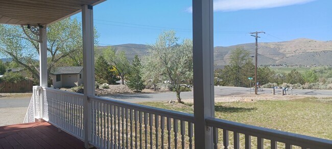 Building Photo - ***SHORT-TERM LEASE SPECIAL RENT RATE $250...