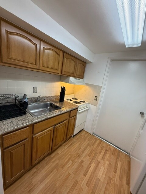 Building Photo - 1322 31st Ave