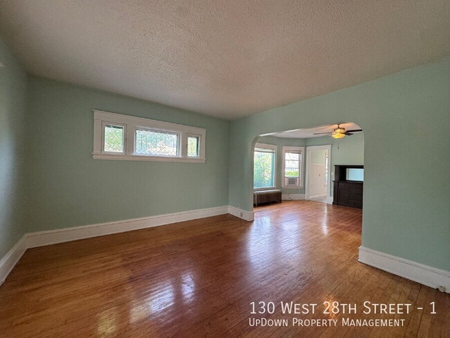 Building Photo - 130 W 28th St