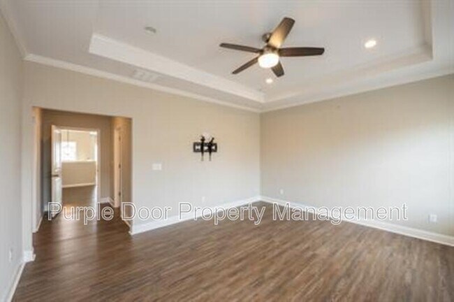 Building Photo - 318 Timbercreek Dr