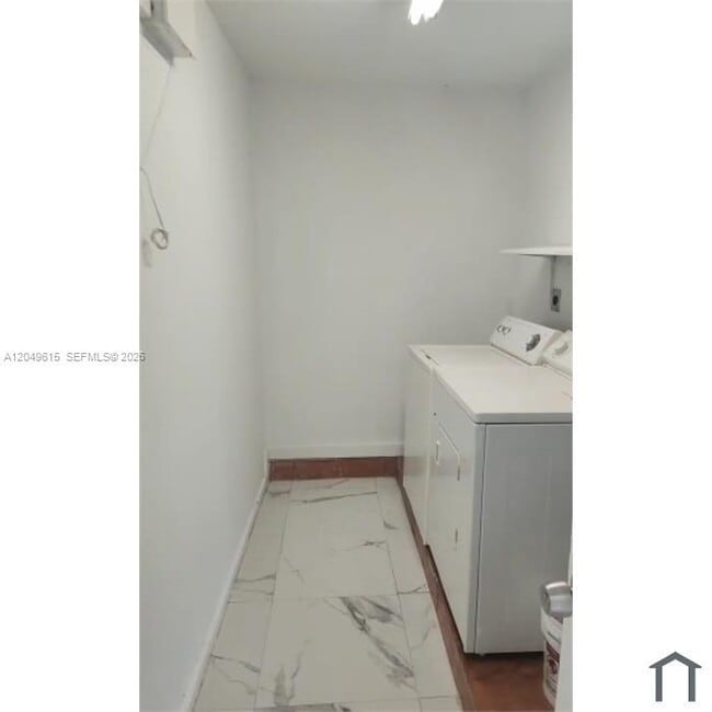 Building Photo - 13949 SW 281st Terrace