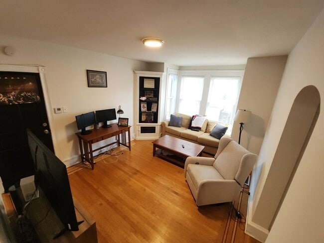 Building Photo - Great Location Conshy Apartment w/Central ...