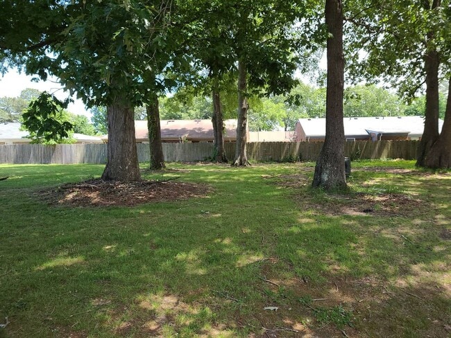 Building Photo - 6032 Brookwood Dr