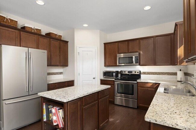 Building Photo - 4575 Brumby Ln