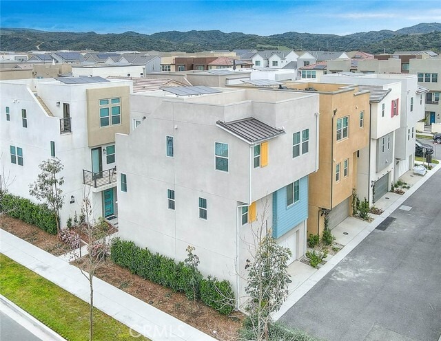 Building Photo - 6 Crown Point Dr