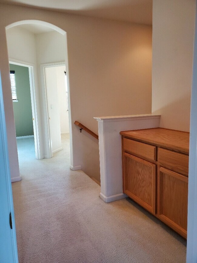 Building Photo - Charming Home For Rent in Folsom