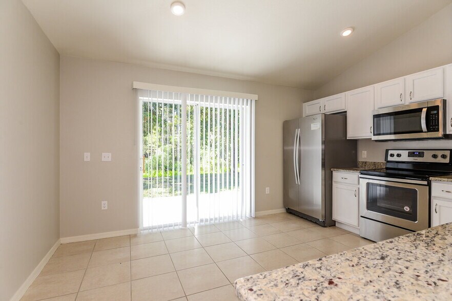 Building Photo - 17026 Ongar Ct