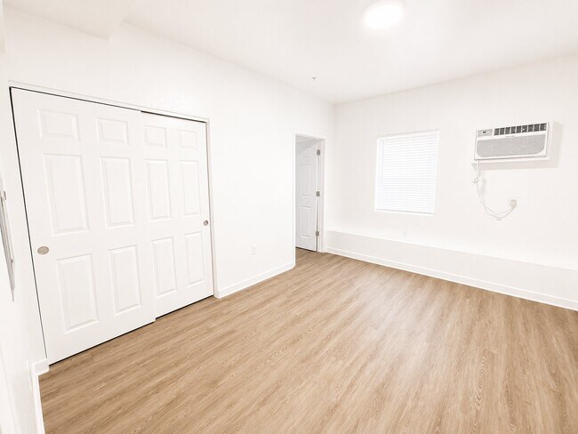 Building Photo - 1391 Carr St