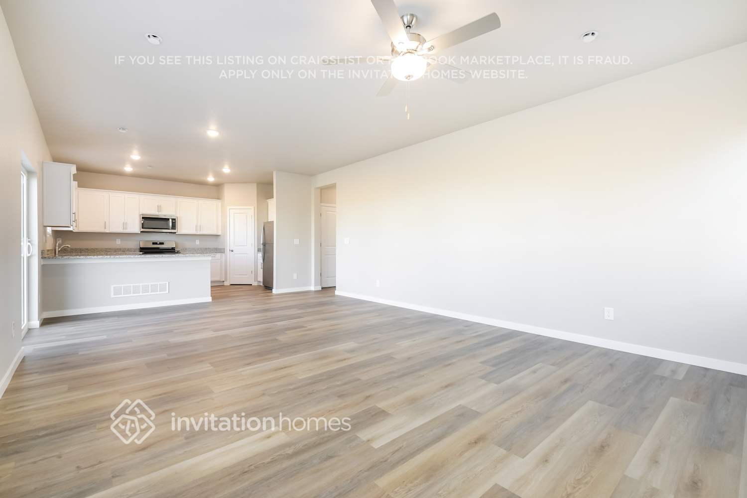 Building Photo - 2141 Christina St