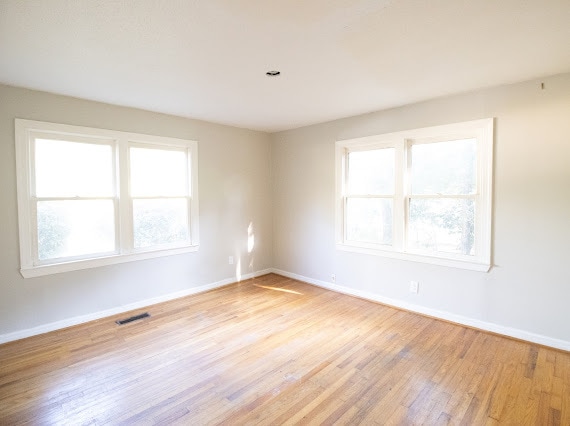 Building Photo - 912 Meadowbrook Dr